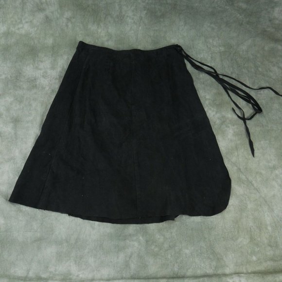 EUC Char & Sher Designs Santa Fe USA Black SUEDE WRAP SKIRT Vintage Size 6 RARE! - Picture 1 of 6